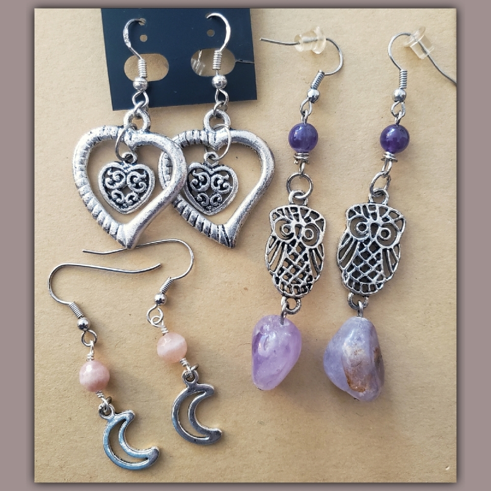 Set of 3 pairs of earrings: hearts, owls & moons